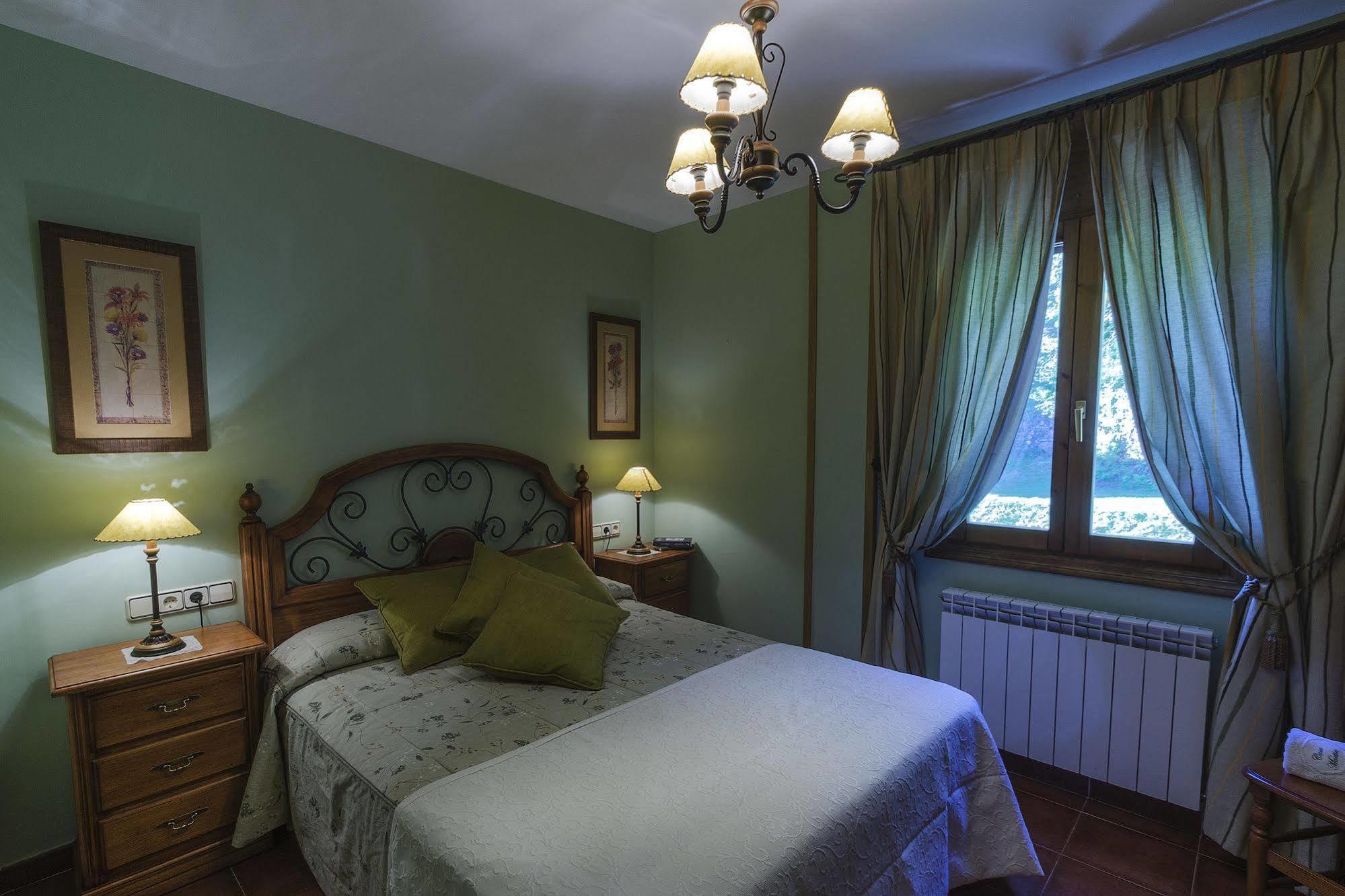 Affittacamere Casa Martin Ordesa Sarvisé Esterno foto